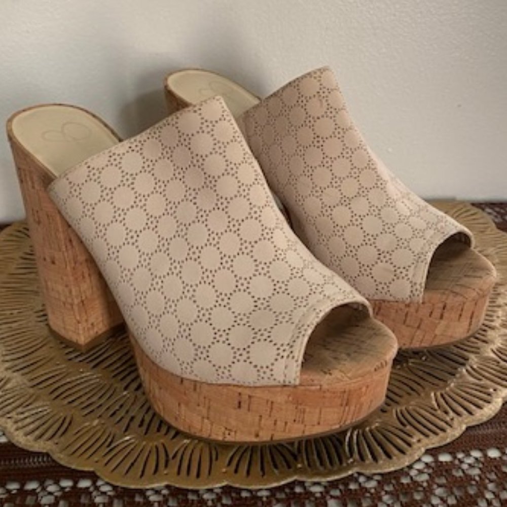 New Size 7.5 Jessica Simpson "Giavanna" Platform